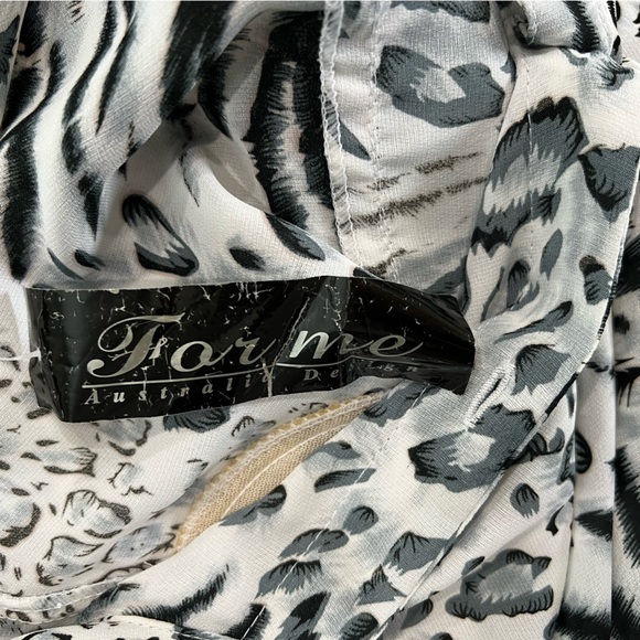 For Me Short Sleeve Blouse with Shoulder Pads - Picture 11 of 14